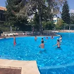 מלון Bisser - Free Parking - Free Pool Access בלצ'יק