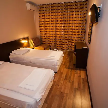 Bisser - Free Parking - Free Pool Access Hotel Balchik