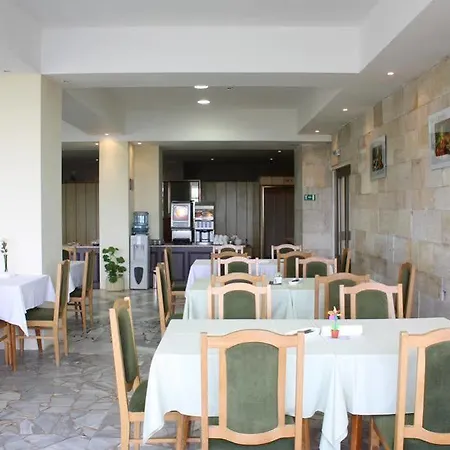 Bisser - Free Parking - Free Pool Access Balchik