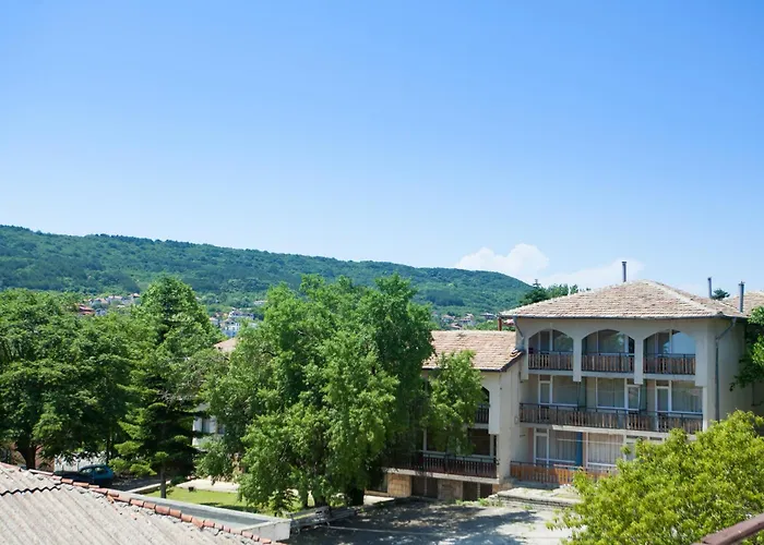 Ξενοδοχείο Bisser - Free Parking - Free Pool Access