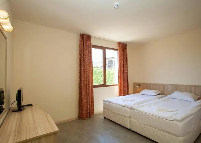 хотел бисер - безплатен паркинг и безплатен достъп до басейн